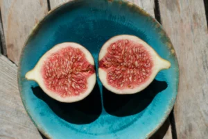 Read more about the article زراعة التين من العقل أو القصاصات وأهم خطوات رعاية الأشجار حتى الحصاد